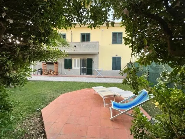 Apartmán Giuly House Vada