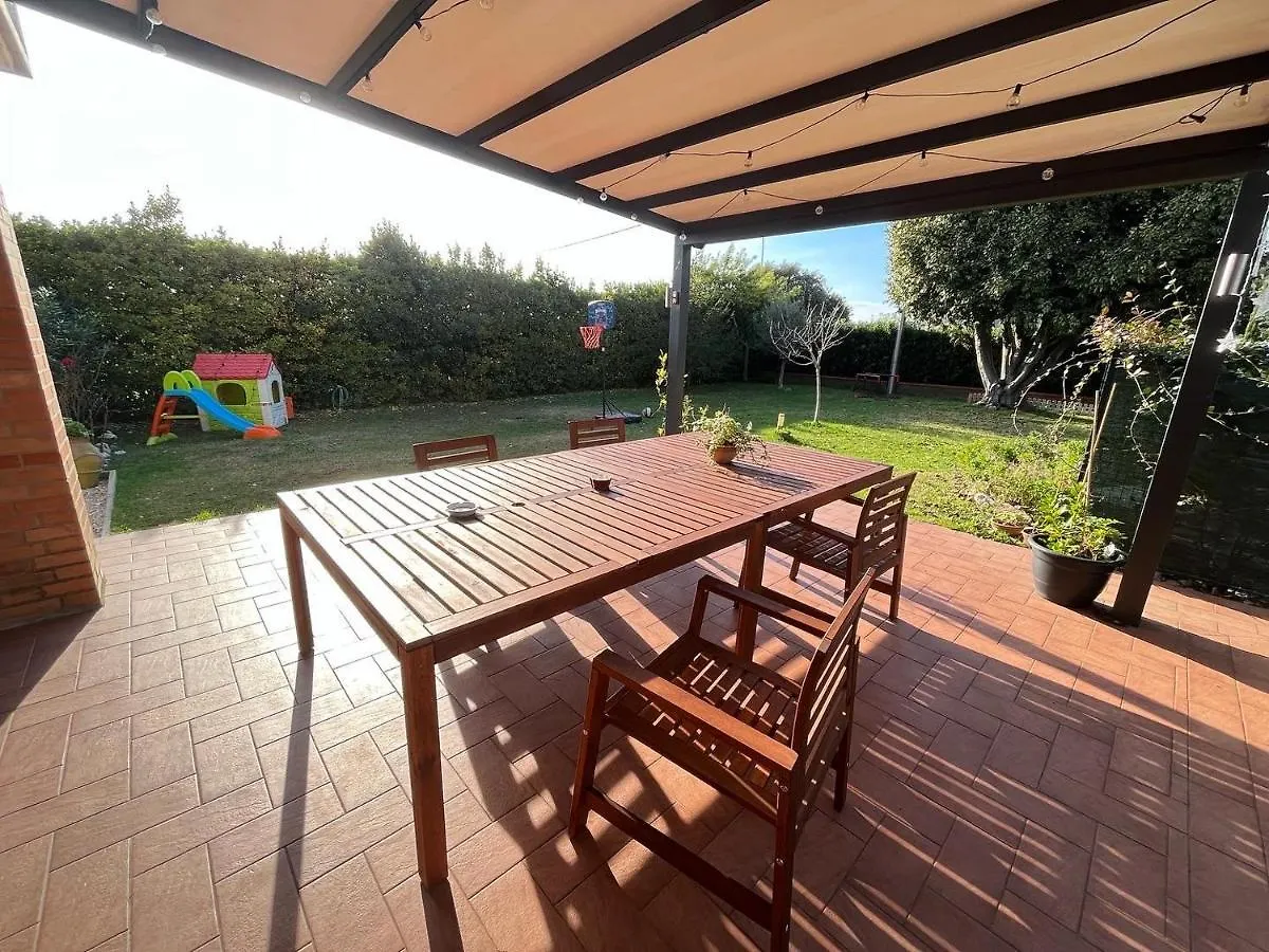 Giuly House Apartment Vada