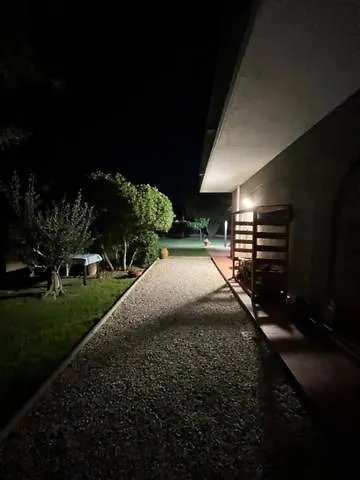 Giuly House Apartment Vada