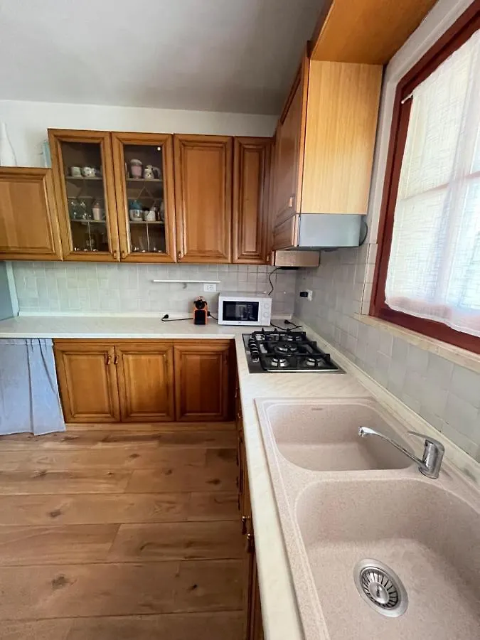 Giuly House Apartment Vada 0*,