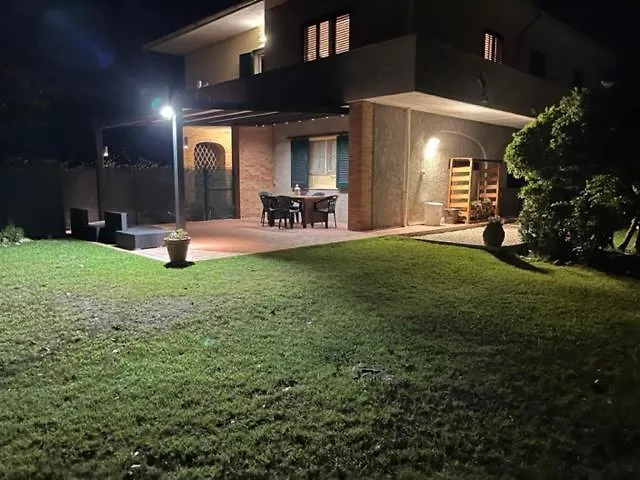 Giuly House Apartment Vada 0*,  Italy