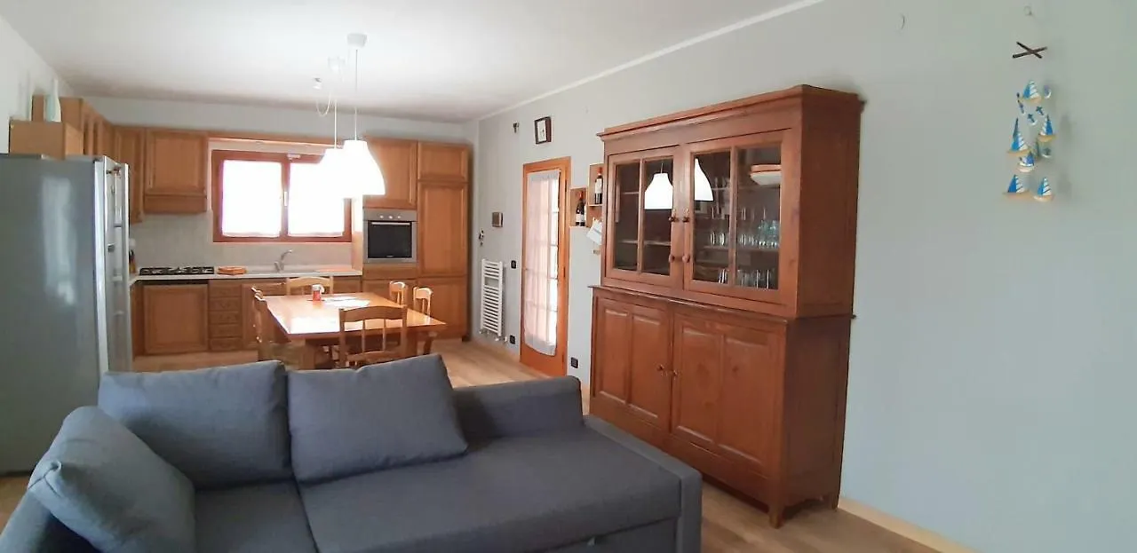 Giuly House Apartment Vada 0*,